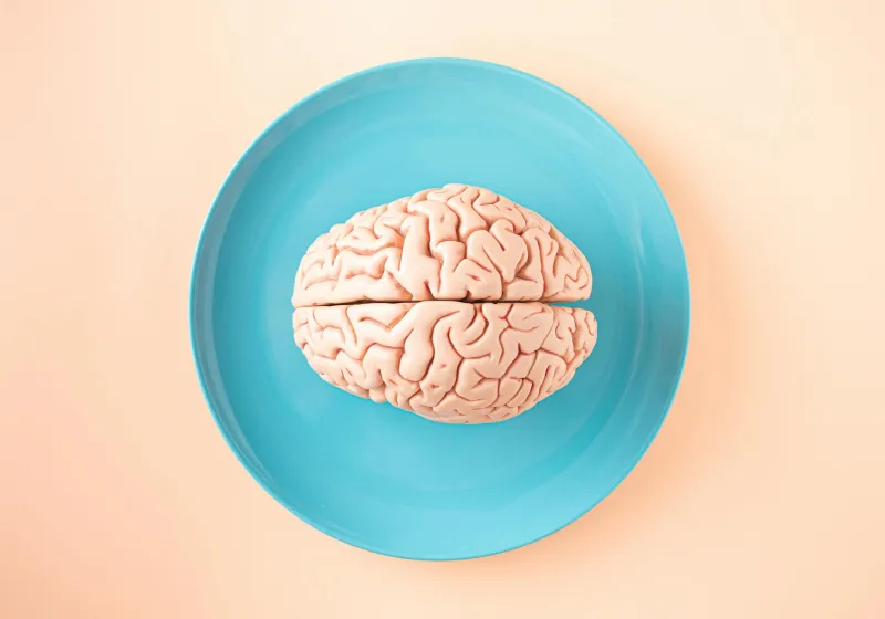 Your Creative Brain Doesn't Live in Just One Side — Pop Psychology Made That Up