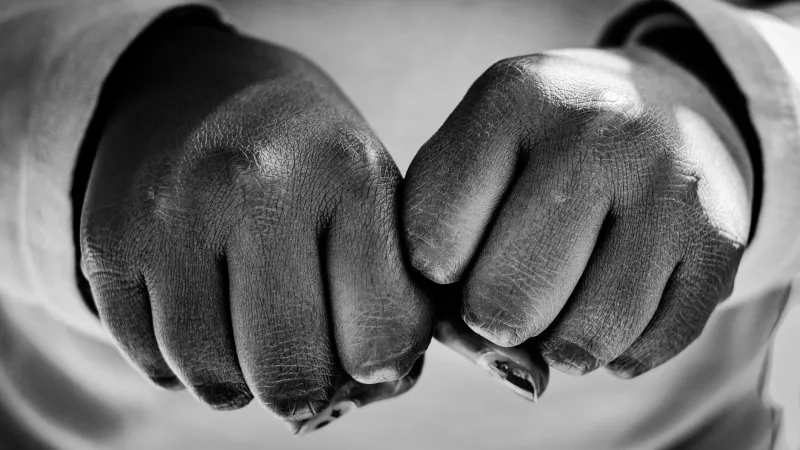 Cracking Your Knuckles Is Fine—So Why Does Everyone Still Think It Destroys Your Joints?